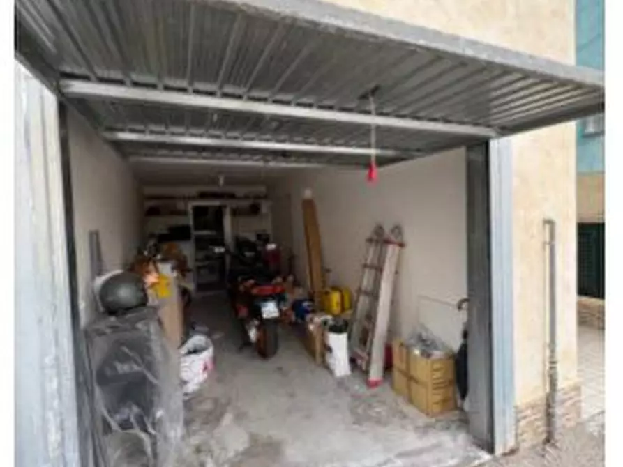 Immagine 6 di Appartamento in vendita  29 a L'aquila
