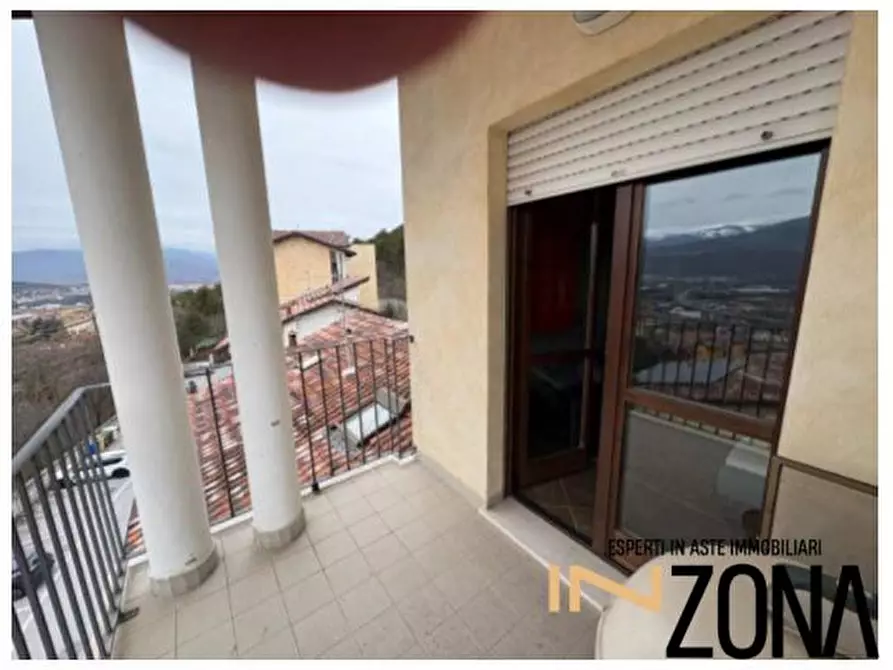 Immagine 10 di Appartamento in vendita  29 a L'aquila