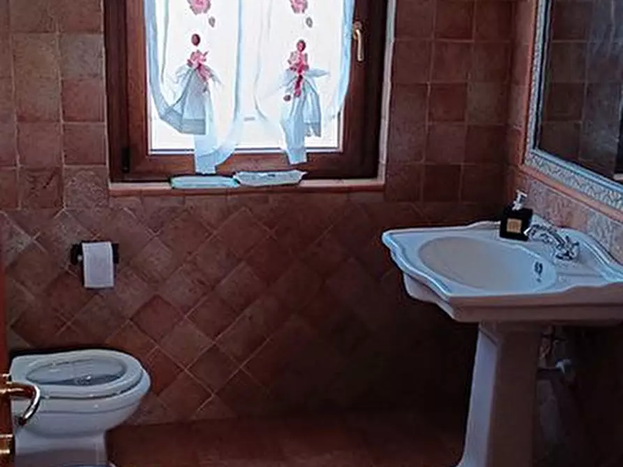 Immagine 7 di Villa in vendita  a Mosciano Sant'angelo