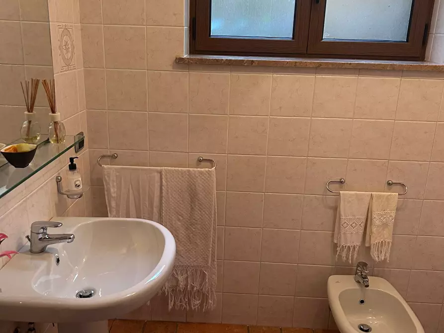 Immagine 9 di Villa in vendita  8 a Teramo