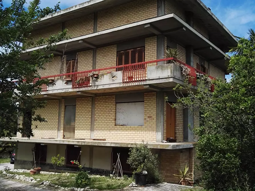 Immagine 2 di Appartamento in vendita  17 a Notaresco