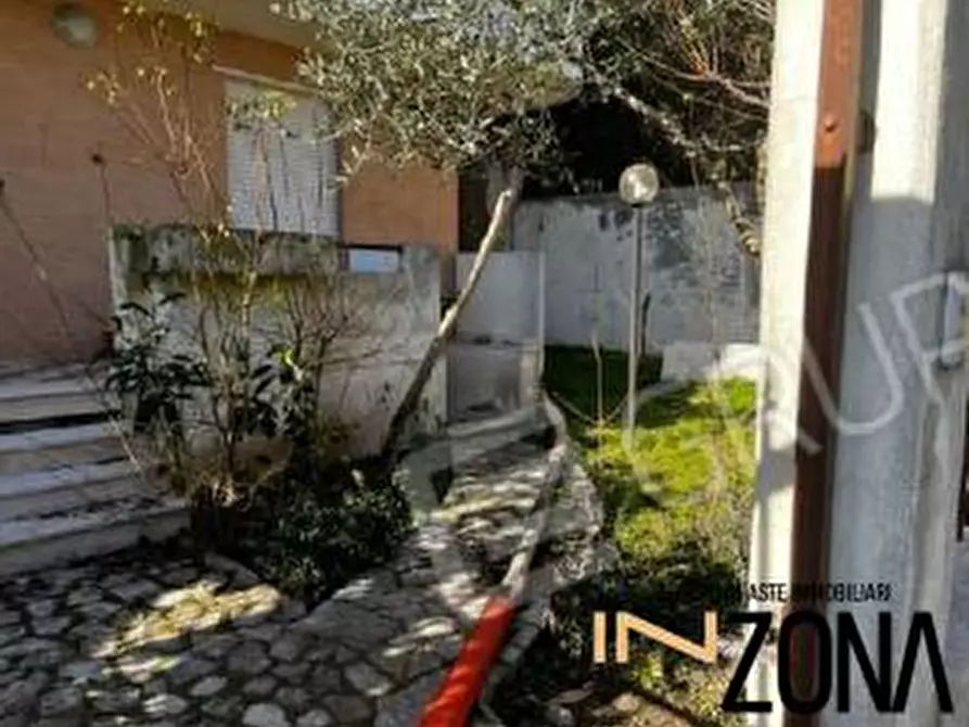 Immagine 1 di Appartamento in vendita  snc a Vico Del Gargano