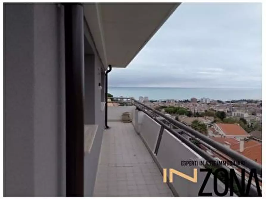 Immagine 1 di Appartamento in vendita  a Montesilvano