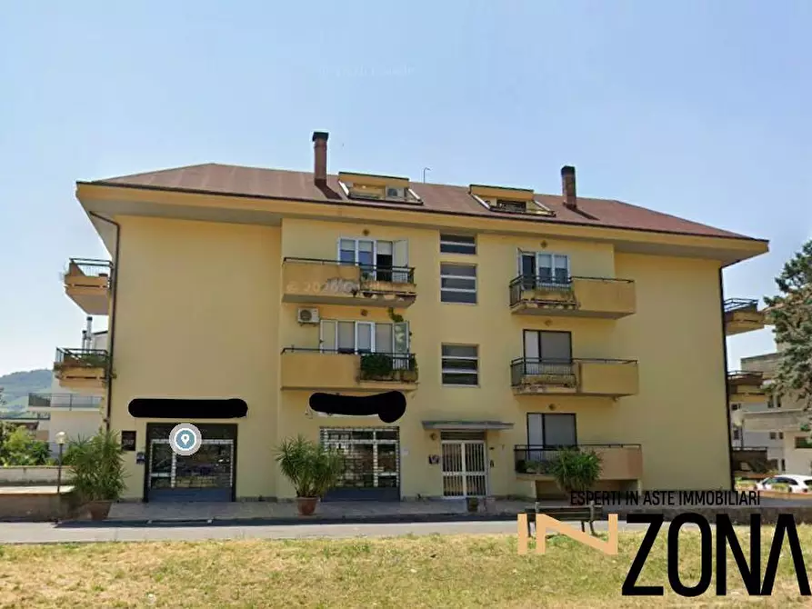 Immagine 1 di Appartamento in vendita  100 a Teramo