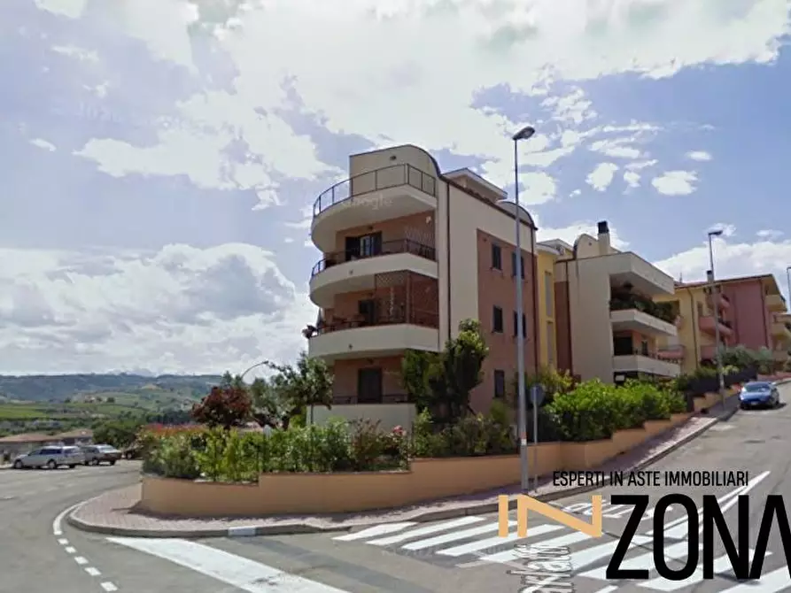 Immagine 1 di Appartamento in vendita  a Pineto