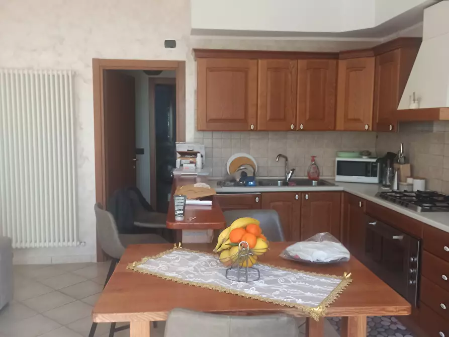 Immagine 1 di Appartamento in vendita  14 a Morro D'oro