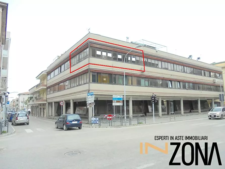 Immagine 3 di Appartamento in vendita  a Alba Adriatica