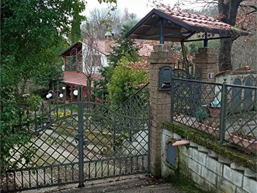 Immagine 7 di Villa in vendita  a Torricella Sicura