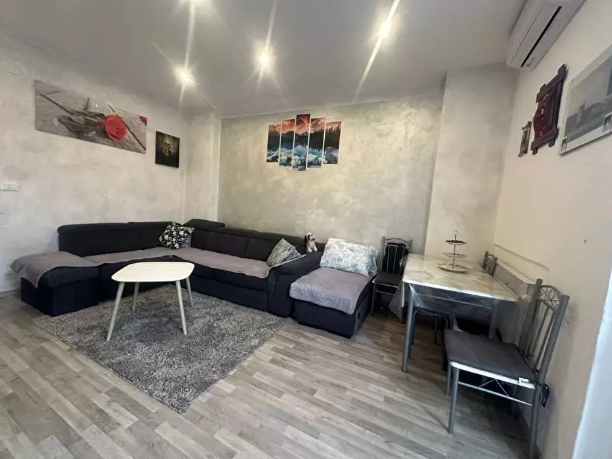 Immagine 2 di Appartamento in vendita  53 a Casoli