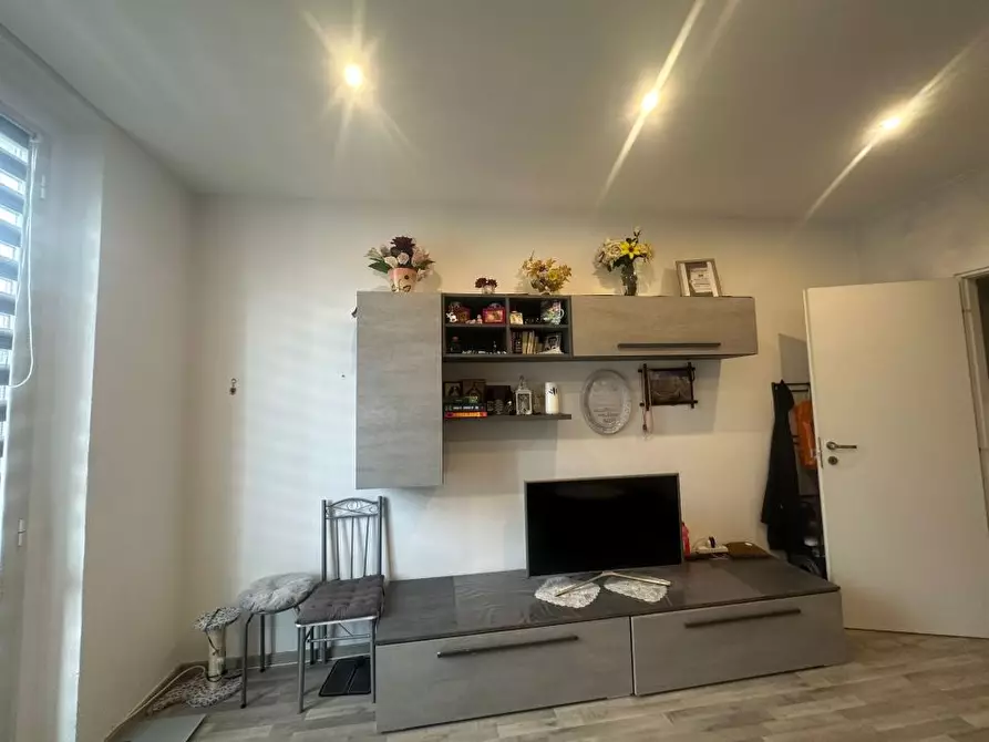 Immagine 6 di Appartamento in vendita  53 a Casoli