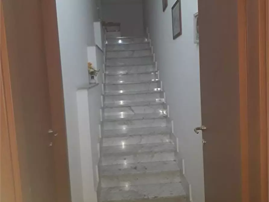 Immagine 5 di Appartamento in vendita  a Roccamandolfi
