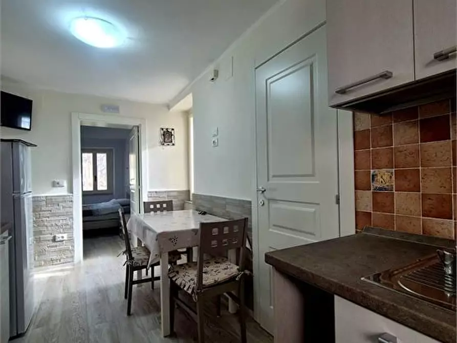 Immagine 2 di Appartamento in vendita  50 a Loreto Aprutino