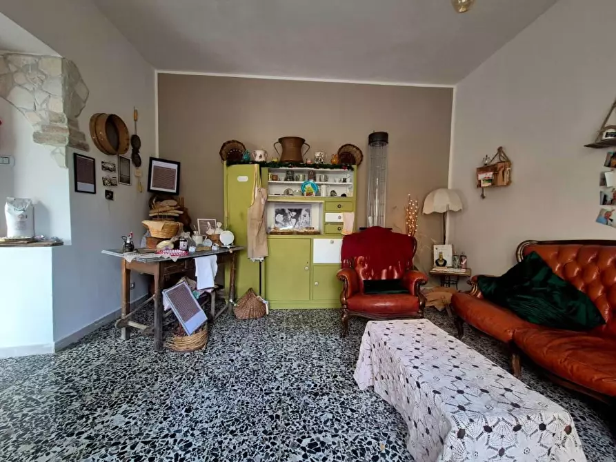 Immagine 10 di Appartamento in vendita  a Civitaquana