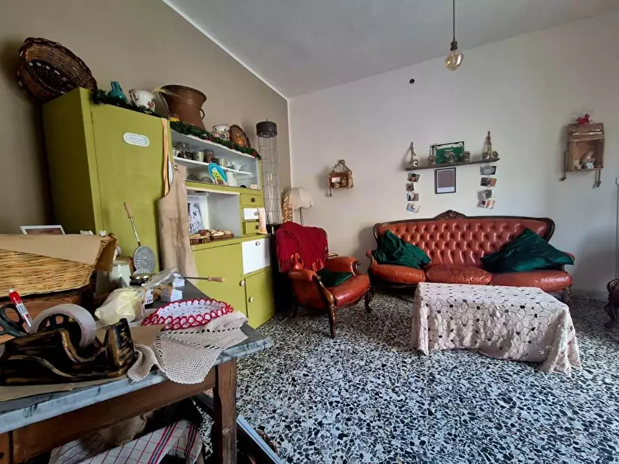 Immagine 8 di Appartamento in vendita  a Civitaquana