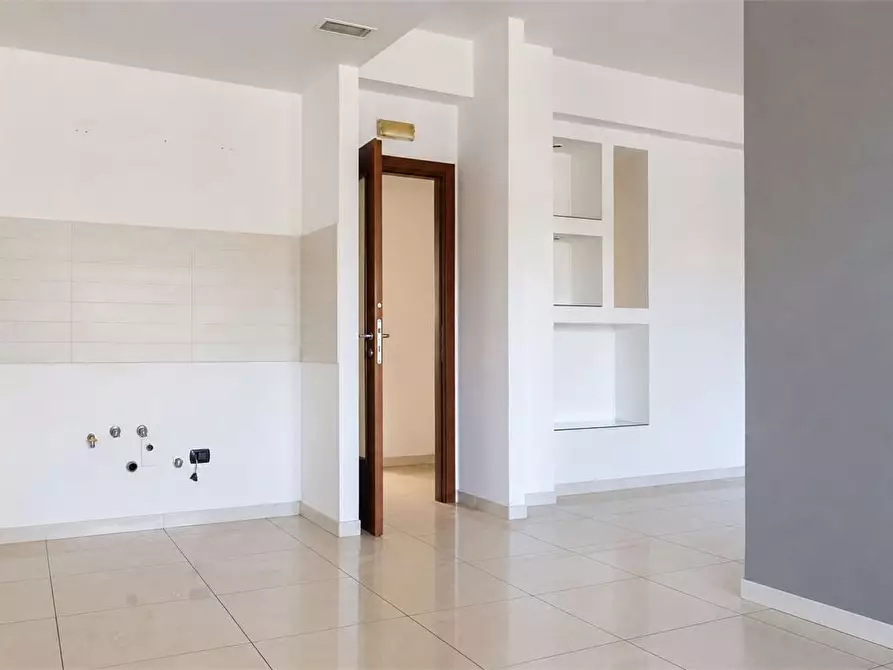 Immagine 8 di Appartamento in vendita  60 a Pescara