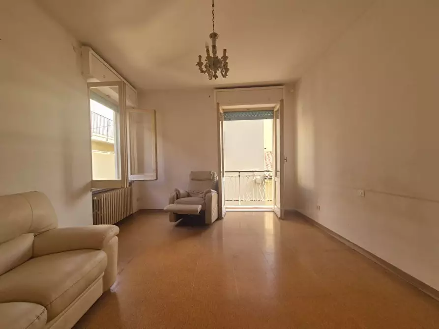 Immagine 1 di Appartamento in vendita  a Castilenti