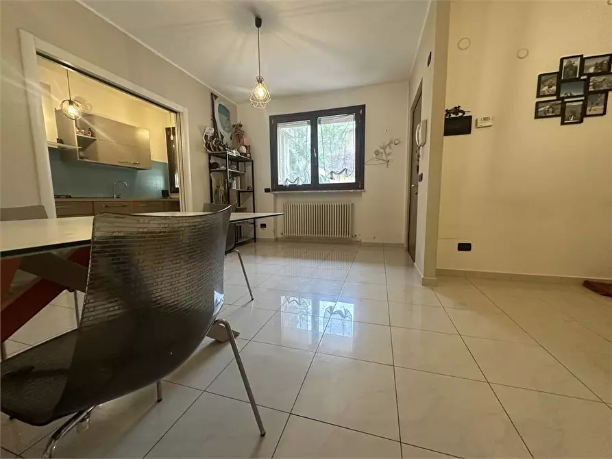 Immagine 8 di Appartamento in vendita  75 a Teramo