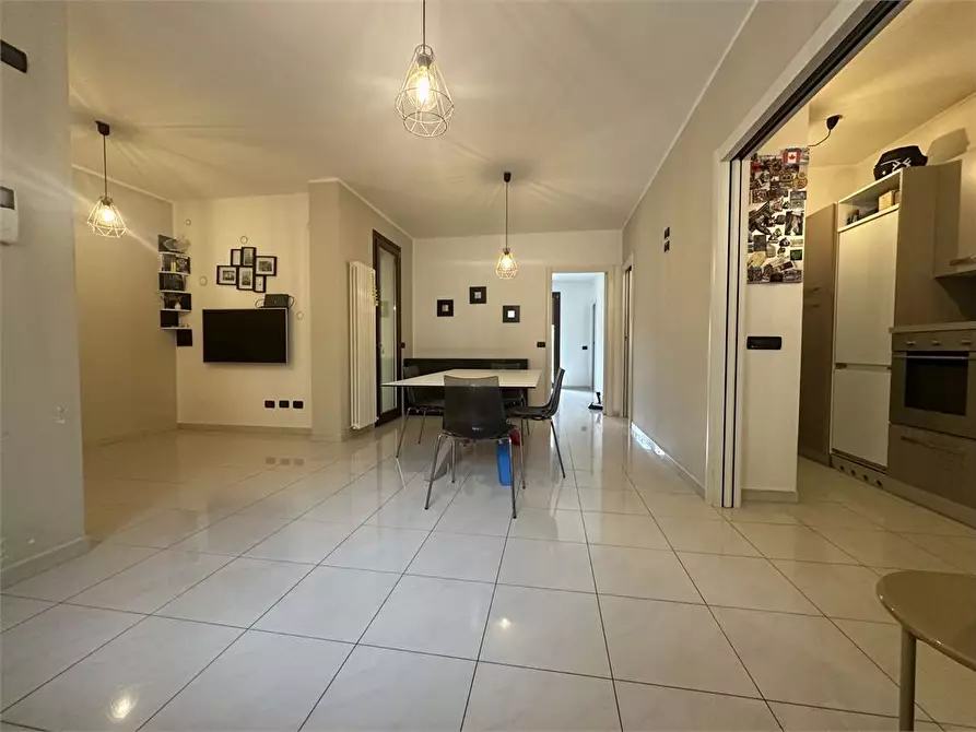 Immagine 1 di Appartamento in vendita  75 a Teramo