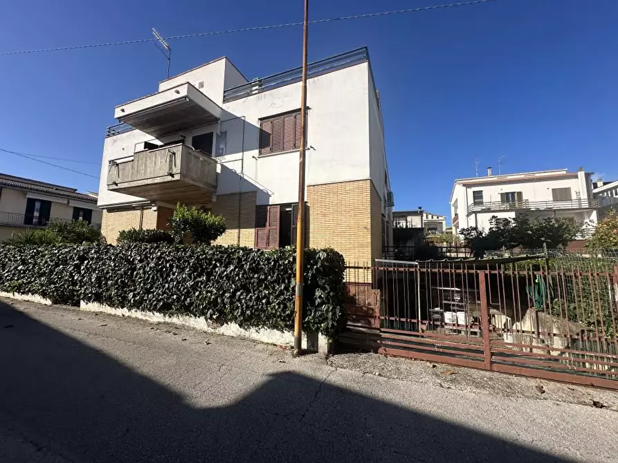 Immagine 3 di Appartamento in vendita  31 a Giulianova