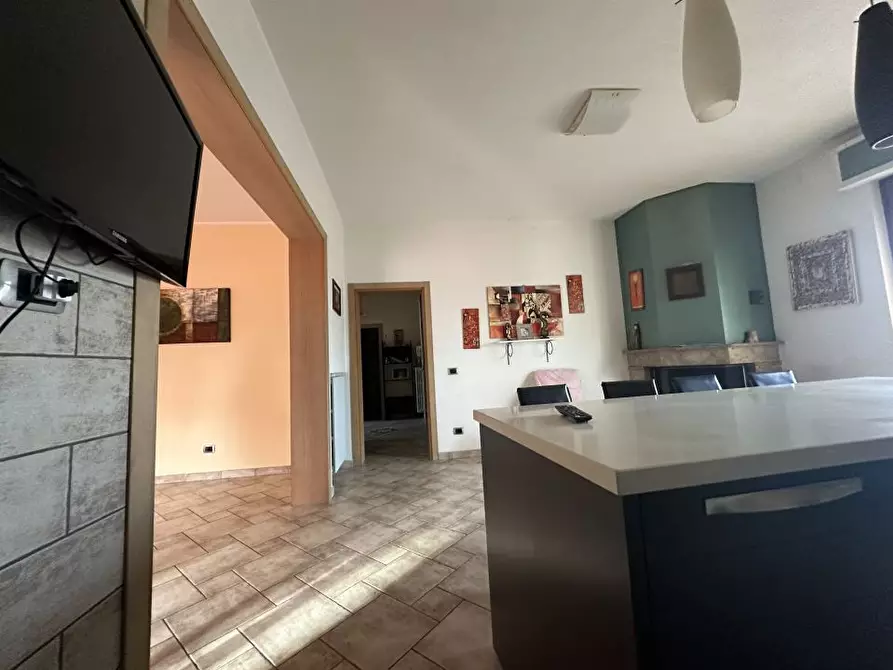 Immagine 1 di Appartamento in vendita  snc a Canzano