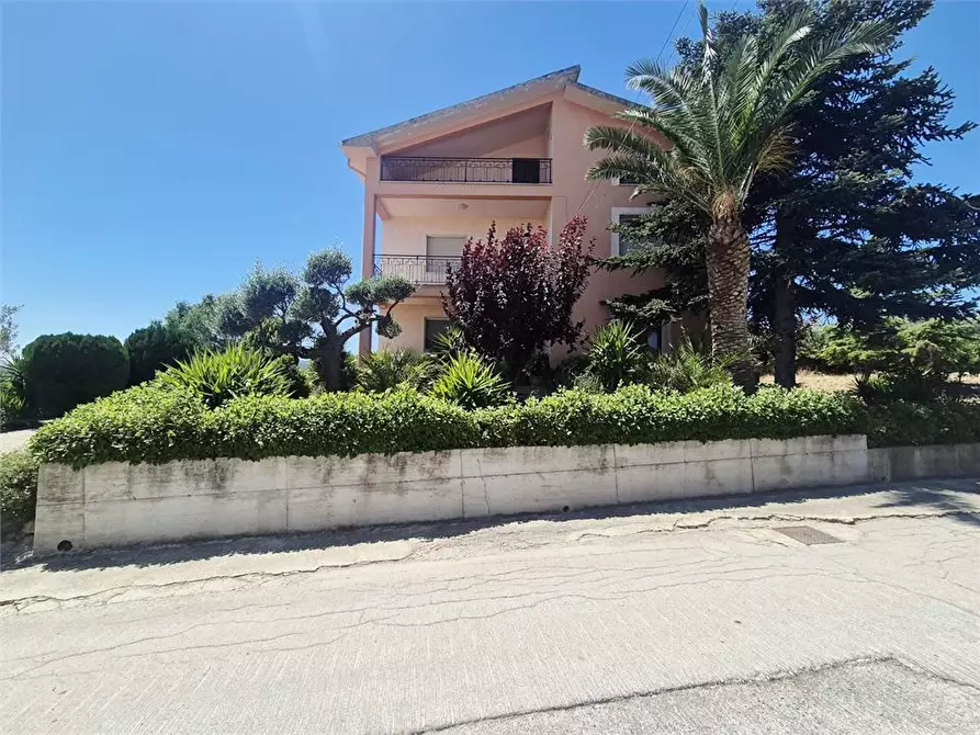 Immagine 7 di Villa in vendita  1 a Archi