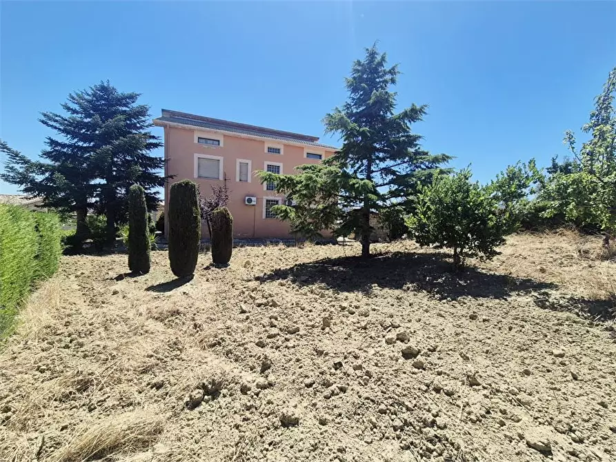 Immagine 9 di Villa in vendita  1 a Archi