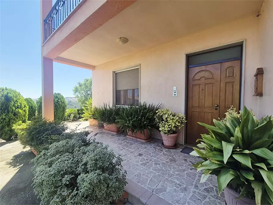 Immagine 3 di Villa in vendita  1 a Archi
