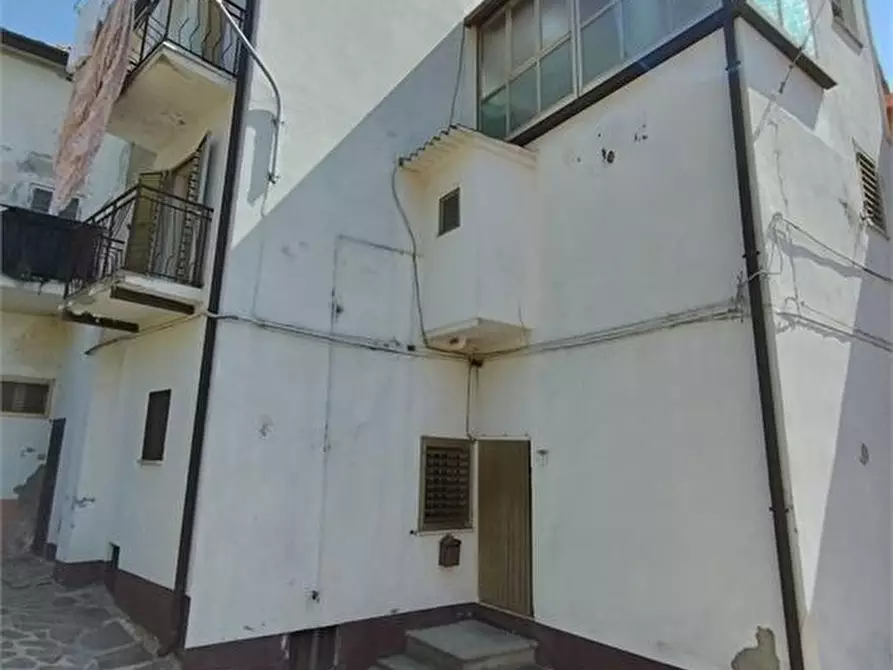 Immagine 1 di Villa in vendita  a Tornareccio