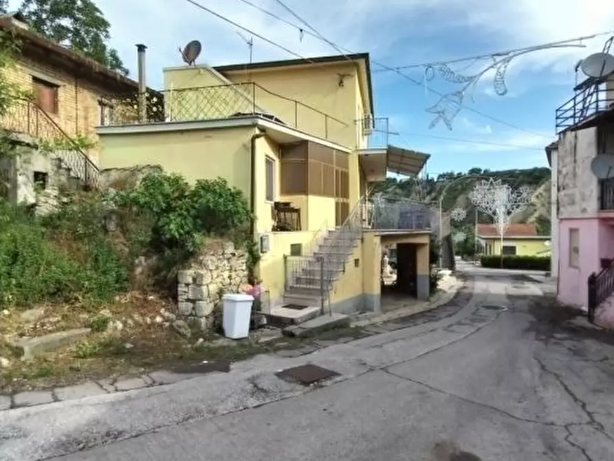 Immagine 4 di Villa in vendita  46 a Roccamontepiano