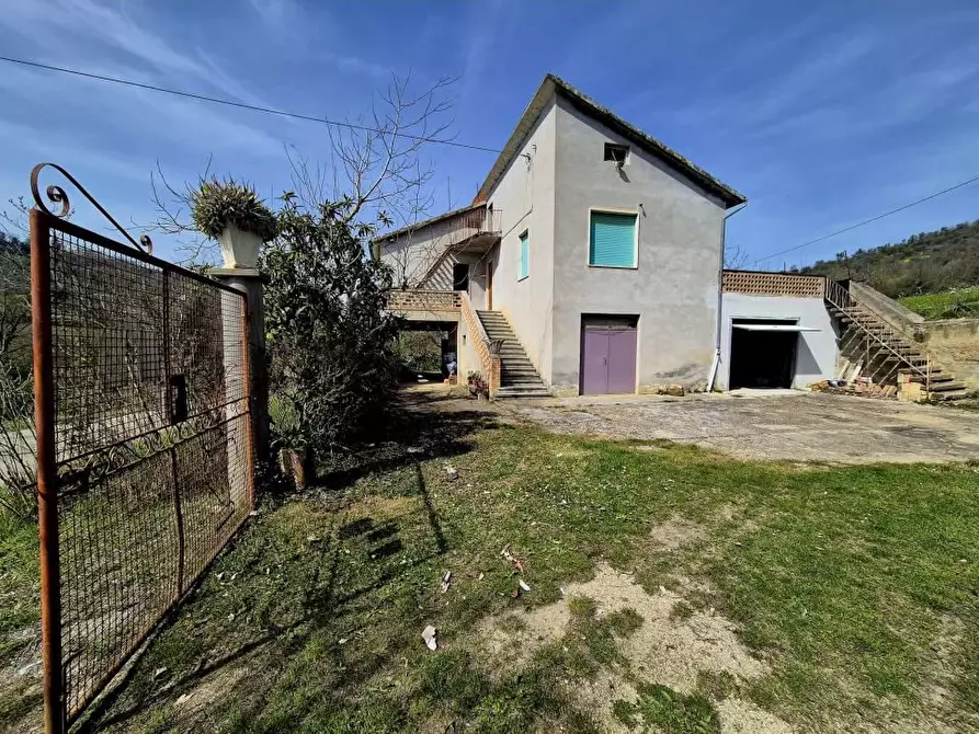 Immagine 4 di Villa in vendita  a Loreto Aprutino