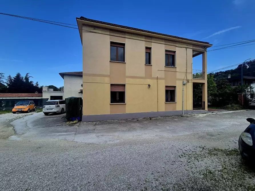 Immagine 5 di Villa in vendita  39 a Manoppello