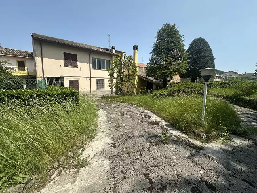Immagine 1 di Villa in vendita  61 a Civitella Del Tronto