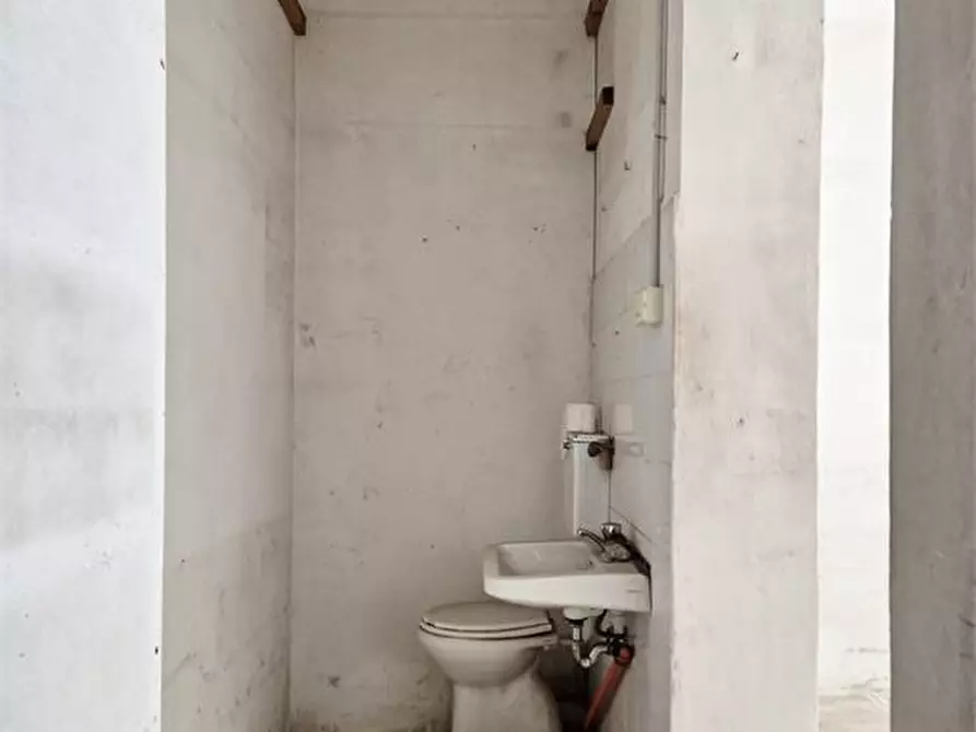 Immagine 8 di Casa semindipendente in vendita  a Orsogna