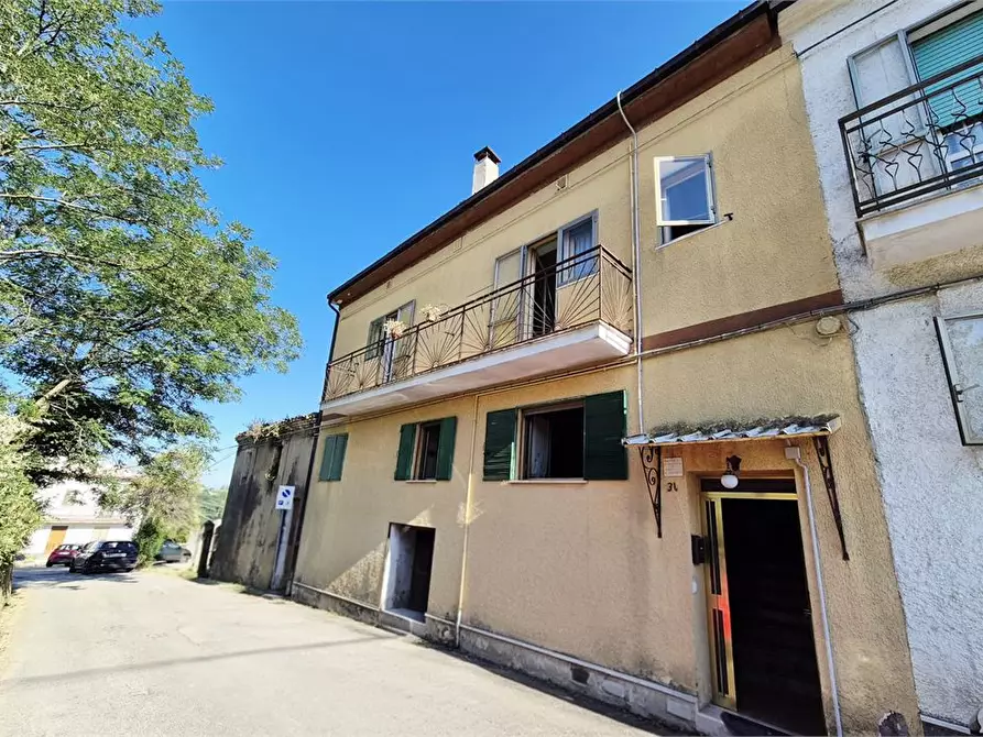 Immagine 1 di Casa semindipendente in vendita  36 a Filetto