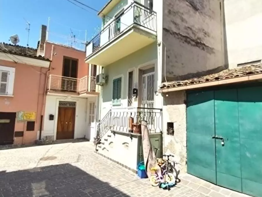 Immagine 2 di Casa semindipendente in vendita  40 a Cepagatti