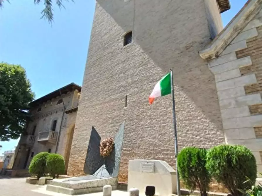 Immagine 9 di Casa semindipendente in vendita  40 a Cepagatti