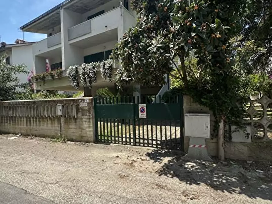 Immagine 3 di Casa semindipendente in vendita  11 a Tortoreto