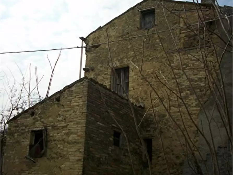 Immagine 10 di Rustico / casale in vendita  a Giuliano Teatino