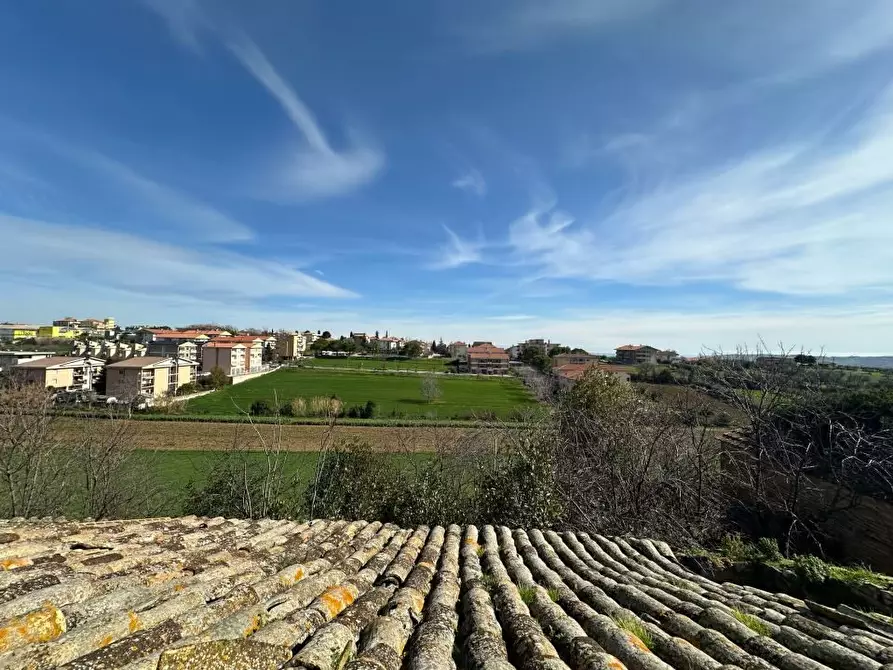 Immagine 2 di Rustico / casale in vendita  snc a Mosciano Sant'angelo