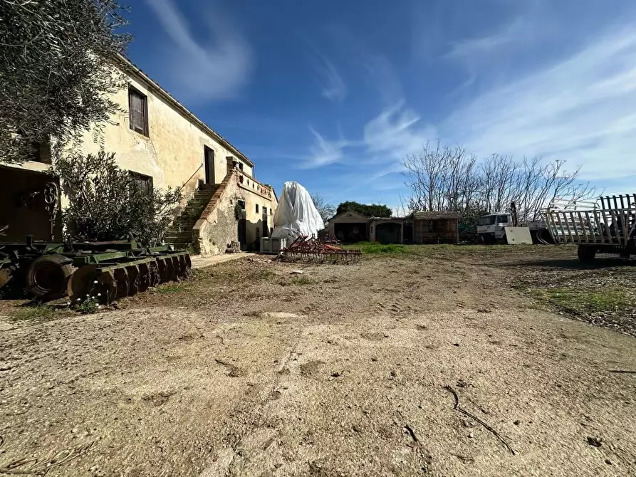Immagine 1 di Rustico / casale in vendita  snc a Mosciano Sant'angelo
