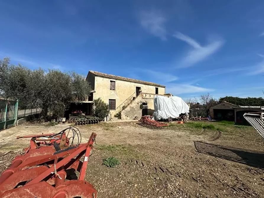 Immagine 4 di Rustico / casale in vendita  snc a Mosciano Sant'angelo