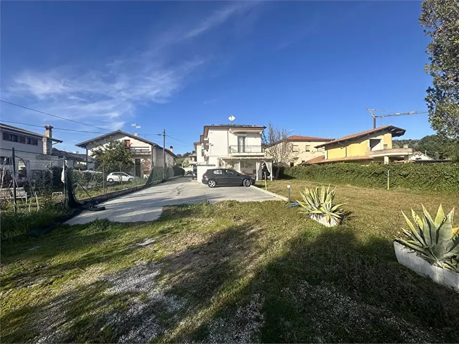 Immagine 4 di Terreno in vendita  a Castellalto