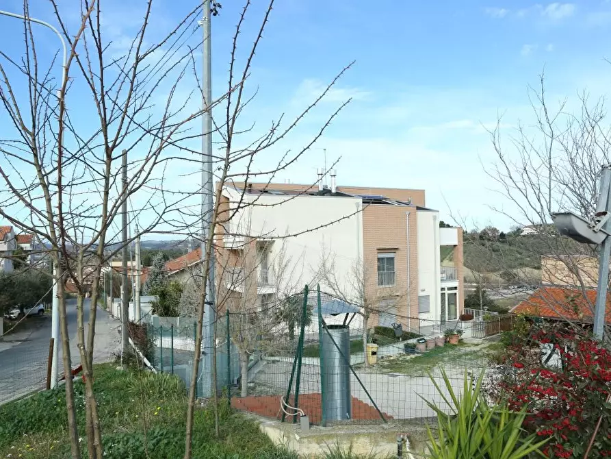 Immagine 3 di Villa in vendita  43 a San Giovanni Teatino
