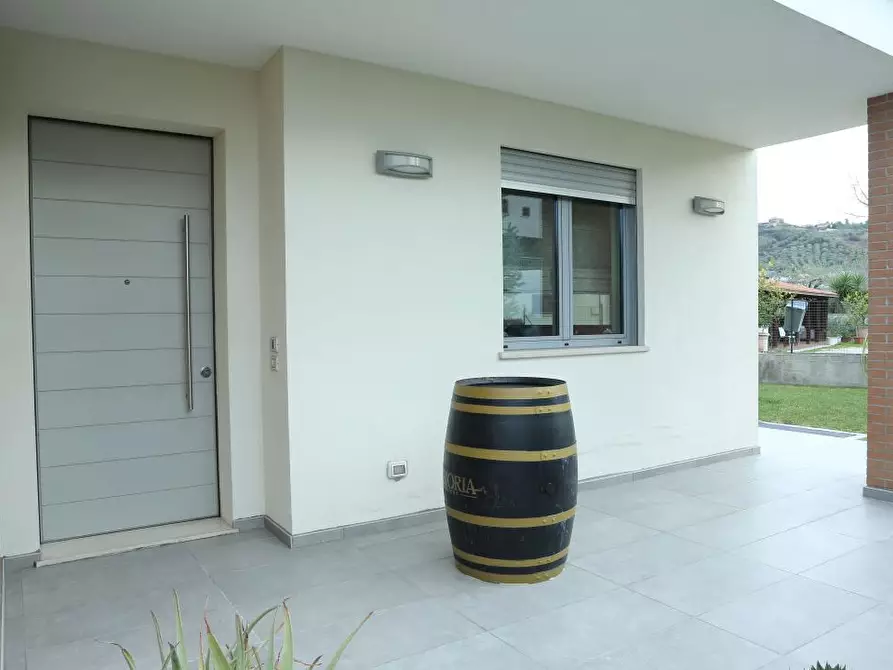 Immagine 7 di Villa in vendita  43 a San Giovanni Teatino