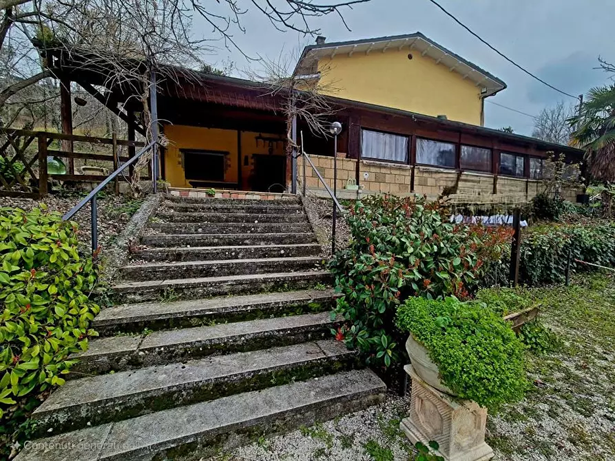 Immagine 1 di Villa in vendita  a Manoppello