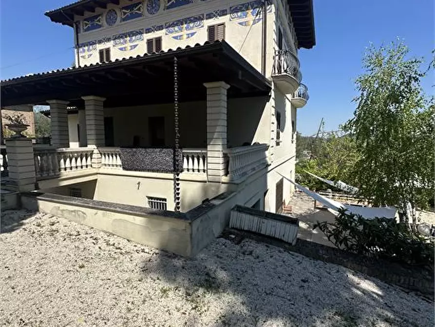 Immagine 3 di Villa in vendita  118 a Teramo