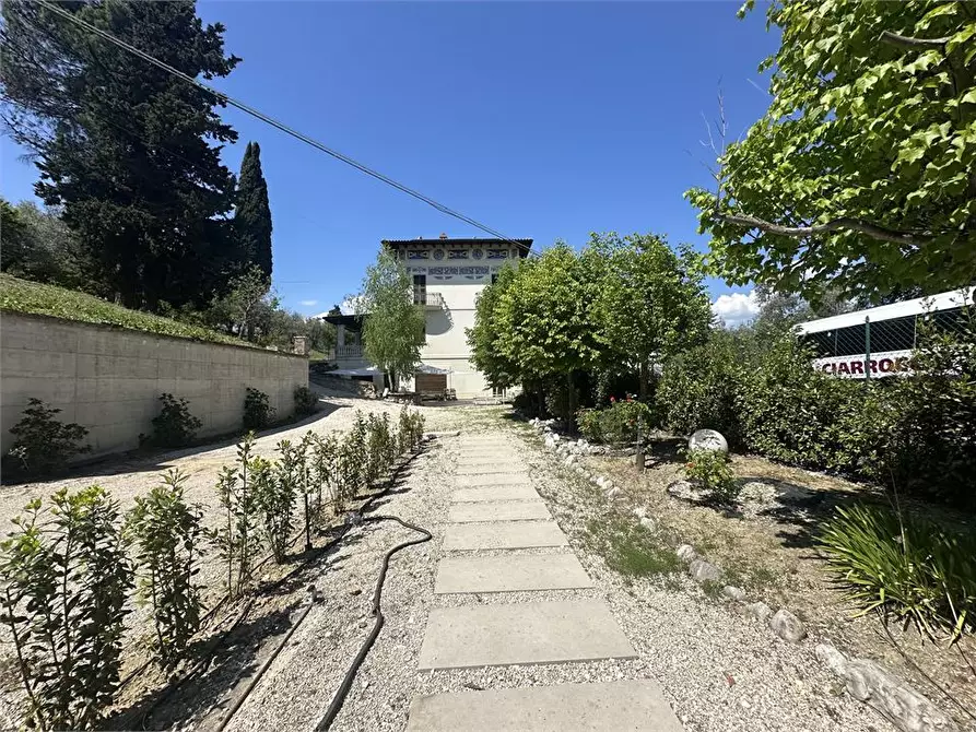 Immagine 6 di Villa in vendita  118 a Teramo