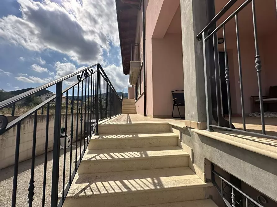 Immagine 4 di Villa in vendita  5/7 a Campli