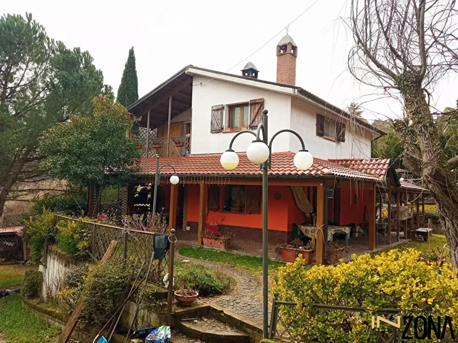 Immagine 2 di Villa in vendita  a Torricella Sicura