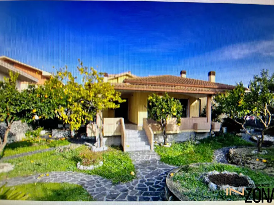 Immagine 10 di Villa in vendita  3 a Pineto